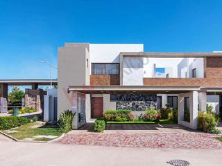 CASAS EN VENTA ALTOZANO, LA NUEVA LAGUNA CON AREA DE ESTAR Y TERRAZA PARA PASAR TIEMPO EN FAMILIA