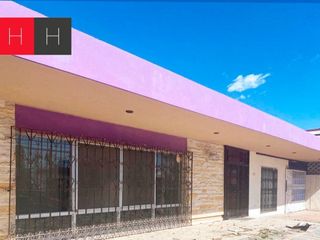 Casa con uso de suelo comercial en venta Centro de San Nicolás de los Garza N.L.