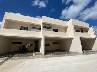 Casa en venta en Mérida, Yucatán, Privada Unno Temozón