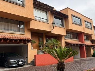 CASA EN VENTA EN INTERLOMAS