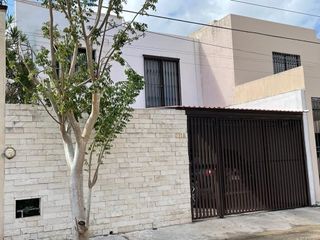 CASA EN VENTA, JARDINES DE VISTA ALEGRE, MERIDA.