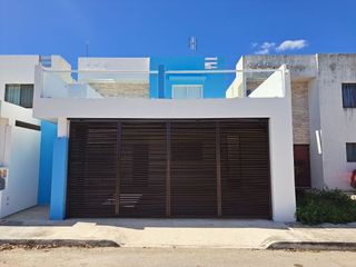 CASA EN VENTA CON PANELES SOLARES, LAS AMERICAS II MERIDA.