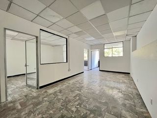 Oficina Renta 120 m2, Florencia, Cuauhtémoc- ACONDICIONADA