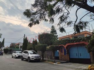 CASA EN VENTA EN LOMAS DEL HUIZACHAL, NAUCALPAN. CERCA DEL CLUB DE GOLF CHAPULTEPEC