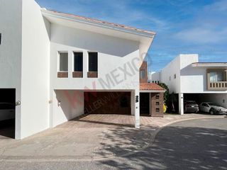 Casa en venta en primer sector de Los Viñedos, Torreón, Coahuila