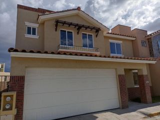 Casa en  Venta en Real Madeira Pachuca de Soto GIS 24-3404