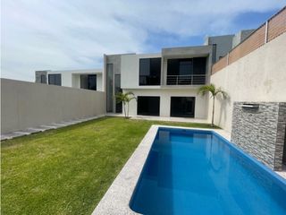 Espectacular Residencia Nueva en VENTA  Moderna al sur de Cuernavaca