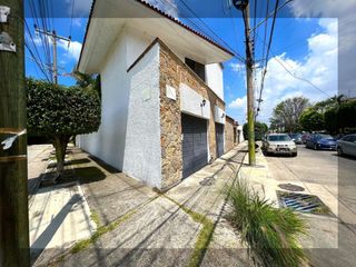 Casa en Venta y Renta en Santo Tomás de Aquino, Jardines de Guadalupe, Zapopan.