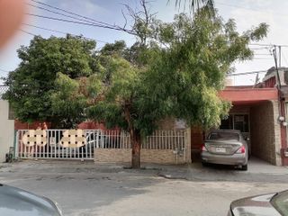 CASA EN VENTA EN COL. VILLA MITRAS EN MONTERREY