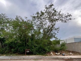 Terreno en venta Privada Yaxlum, Yaxkukul, Yucatán.