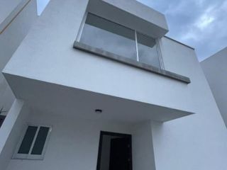 Casa a la Venta en Bosques de ICA Zinacantepec ZG 24-2153