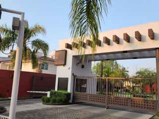 CASA EN VENTA CONDOMINIO PUERTAS DEL TULE