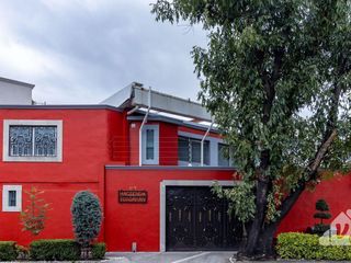 Venta de Casa con uso de suelo comercial en Echegaray Naucalpan