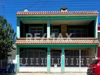 Casa en venta en Domingo Arrieta con habitación en planta baja  - (3)