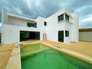 CASA EN PREVENTA CON PISCINA MODELO 3 | SAN DIEGO CUTZ |