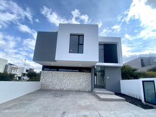 ZIBATA Casa en VENTA Nueva dentro de Condominio "ACANTHA"