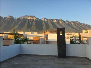 Casa en Venta en Cumbres San Agustín en Monterrey