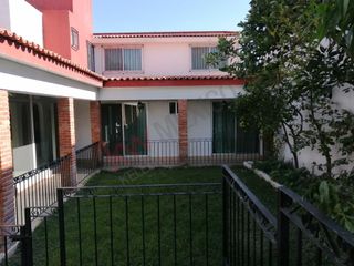 Casa en venta, en fraccionamiento privado con control de acceso, ideal para personas con alguna dificultad para subir escaleras