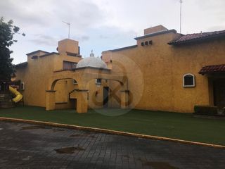 Finca Tepepan Casa en condominio en renta en Santa María Tepepan