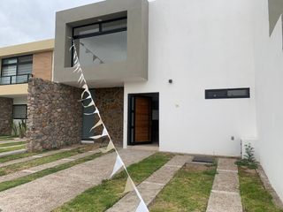Casa nueva en venta en Cañadas del Arroyo con habitacion PB