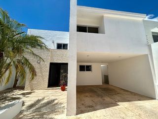 Casa en venta en Fraccionamiento Montebello, Mérida Yucatan