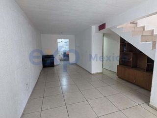 House for Sale in Parques del Auditorio