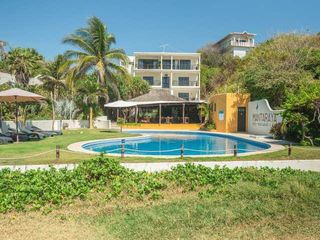 Hotel en  venta Playa Salchi, Cuatunalco, Oaxaca, México