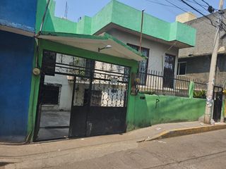 Se Vende Casa en col. Valle de Mdero, Gustavo A. Madero, CDMX