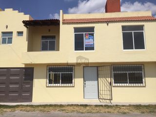 Casa nueva, en venta, en Zinacantepec, privada la puerta, se requiere recurso propio, ejido.