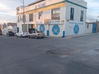 Casa en venta en Fraccionamiento Nazario Ortiz Garza en Aguascalientes.