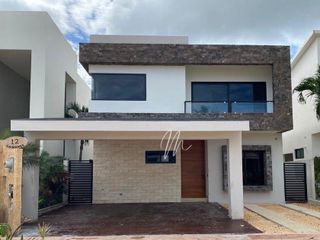 Casa en venta en Lagos del sol, en Cancun