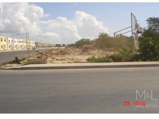 Terreno en venta en Playa del Carmen de 4747 m2, uso de suelo mixto