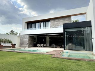 Casa en Venta en Mérida con Espectaculares acabados exclusivo diseño y decoración