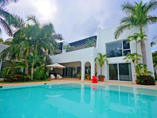 Casa amueblada en venta en Riviera Maya, 2 recámaras Playa Paraíso