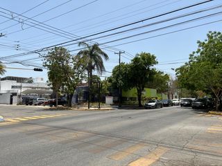 Terreno en renta en Mérida en esquina  sobre avenida Colón-Renta a largo plazo- Garcia Ginerés