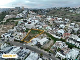 Terreno comercial en venta en Cumbres de Juárez