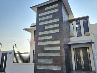 Moderna Residencia en Venta en Real de Juriquilla Querétaro