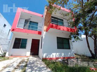 Se vende bonita casa en colonia México, a 2 cuadras de Av Concordia, Campeche.