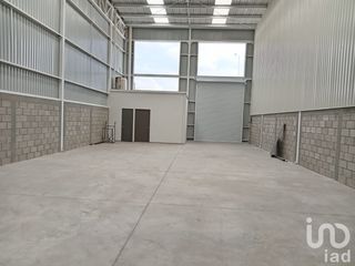 Se renta bodega nueva de 275 m2 en Parque Industrial  Bluhen, El Márquez, Santiago de Queretro