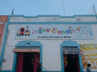 Local comercial ubicado en San Juan, a 3 calles de la catedral, centro de Mérida