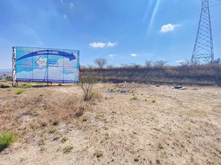 Terreno en venta salida a Charo (Tres Marías