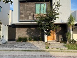 Oportunidad La Rioja bonita y amplia casa en venta