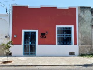 Estrena casa en renta amueblada y con paneles solares en el centro de Mérida