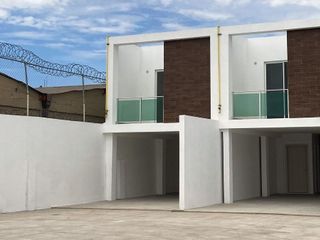Se renta casa de 3 recámaras en Priv. Herradura, Tijuana
