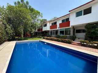 Casa en Condominio en Venta, Col. Lomas de Cuernavaca, Zona Sur