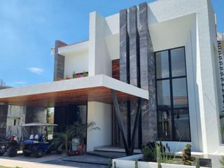 CASA EN VENTA, SEG 24 HRS, MINIMALISTA, FRACC. PARAISO COUNTRY CLUB, EMILIANO ZAPATA