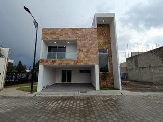 Casa residencial en venta con tres recamaras en Tetla, Tlaxcala.