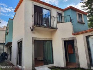 Casa en Venta en Calle Algeciras,Insurgentes Mixcoac RU 24-4464.