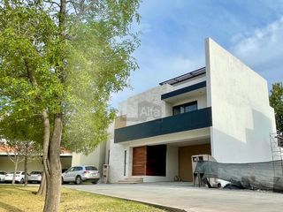 Casa en condominio en venta en Sierra Azúl, San Luis Potosí, San Luis Potosí