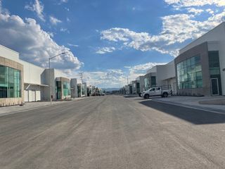 Bodega Industrial en PreVenta , Marques, Querétaro 551m2  salida a la CDMX. GPS